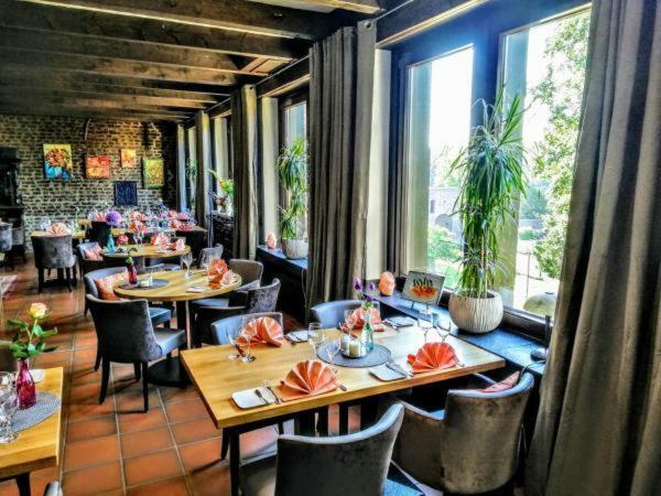 Burg Wassenberg Otel Dış mekan fotoğraf